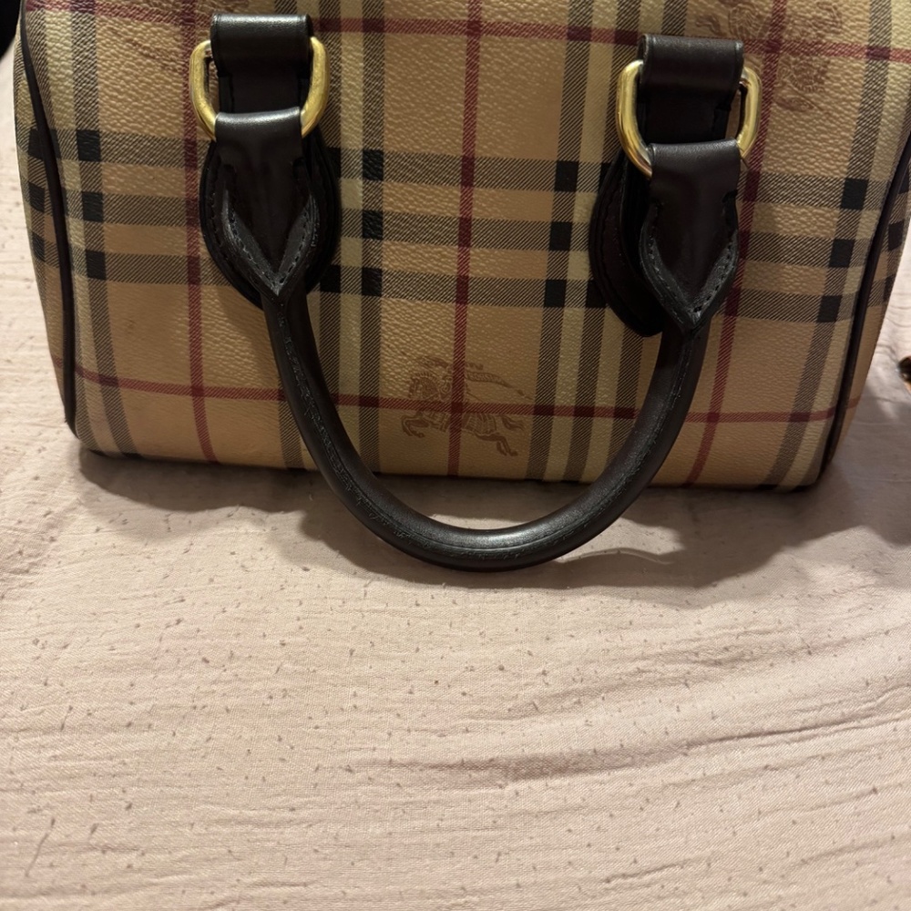 Burberry Handbag - Picture 7 of 7